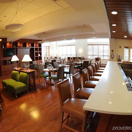 Holiday Inn Express Columbus Airport Easton 